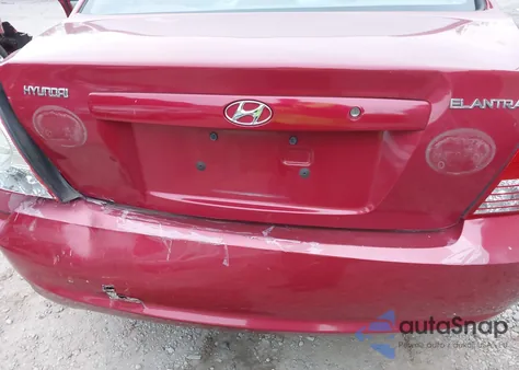 2005 Hyundai Elantra Gls/Gt z USA, uszkodzony, nr VIN KMHDN46D55U190085